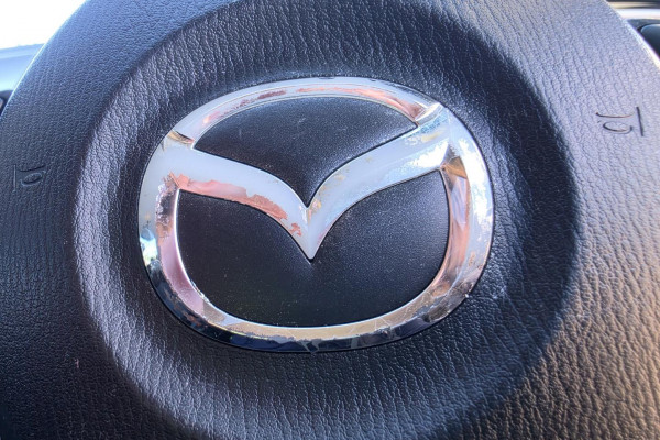 2014 Mazda 3 BM Series Neo Sport Hatch Image 25