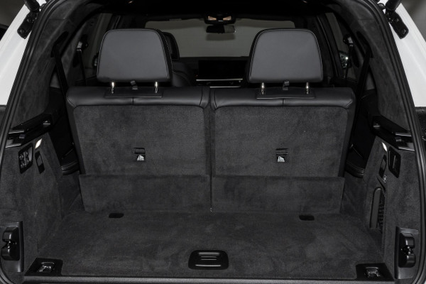 2025 BMW X7 G07 LCI M60i SUV image 19