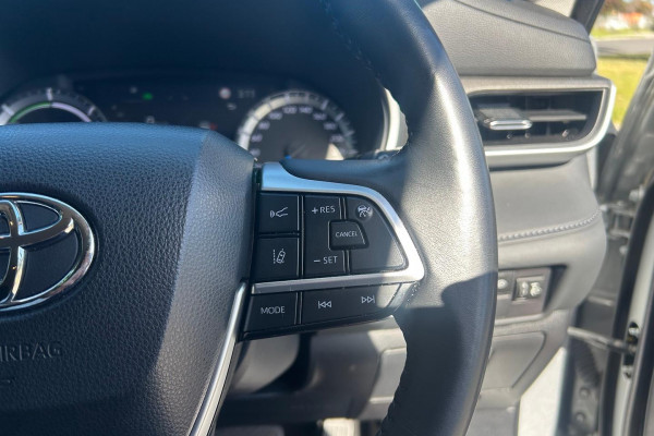 2023 Toyota Kluger TXUA75R (Petrol AWD) GX SUV Image 17