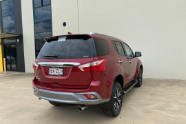 2019 Isuzu UTE MU-X LS-T 4x4 Wagon Image 4