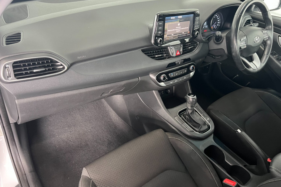 2018 Hyundai I30 PD2 MY18 ACTIVE Hatch Image 15