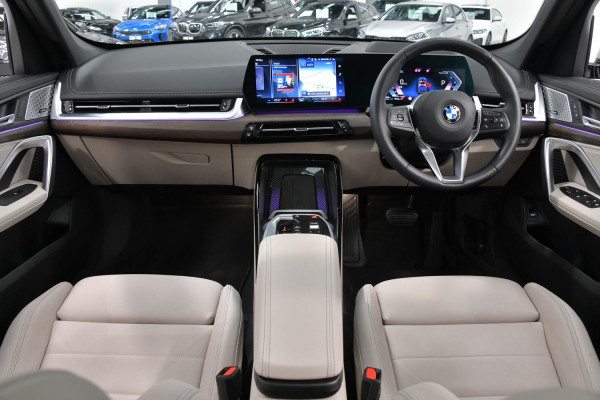 2022 BMW X1 U11 xDrive20i M Sport SUV image 4
