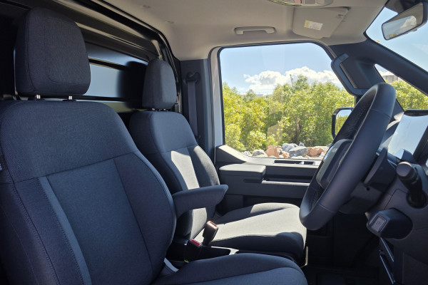 2026 Kia PV5 SW Wagon Image 3