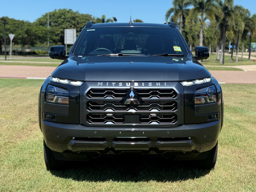 2026 Mitsubishi Triton MV GSR Ute Image 2