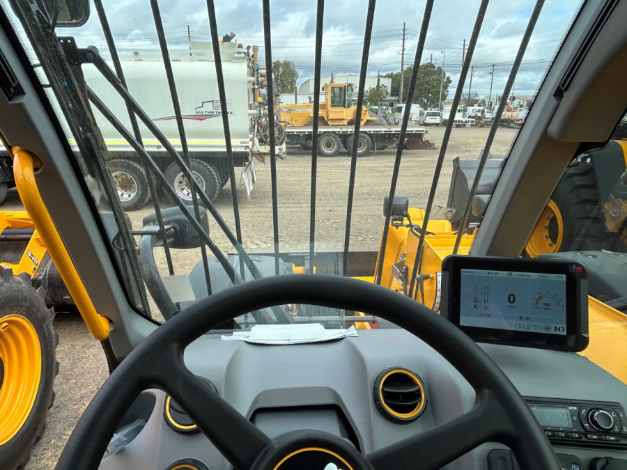 2026 JCB TELEHANDLER - AG Telescopic Handler Image 7