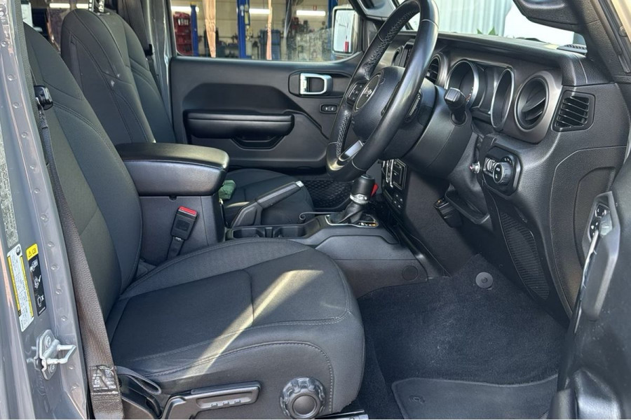 2020 Jeep Gladiator JT Sport S Ute Image 32