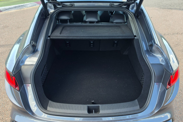 2025 MG MG7  Essence Sedan Image 12