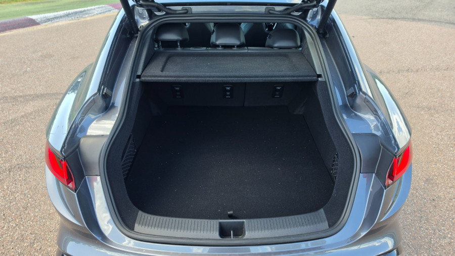 2025 MG MG7  Essence Sedan Image 12