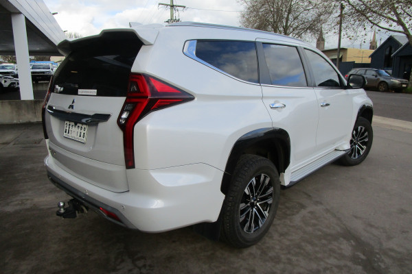 2020 Mitsubishi Pajero Sport QF4E46 Exceed SUV Image 7
