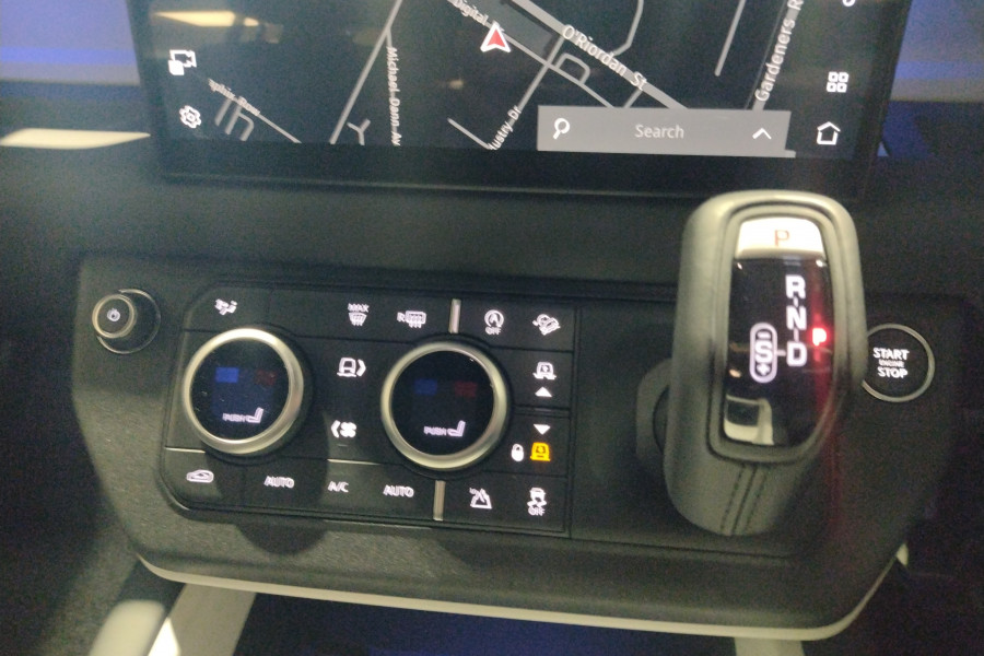 2024 MY25 Land Rover Defender L663 110 D350 X SUV