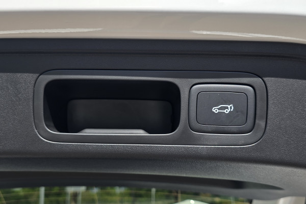 2026 MG MGS5 EV ZS3EM Essence 62 SUV Image 13