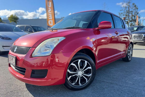 2010 Suzuki Swift RS415  Hatch Image 2