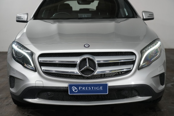 2017 Mercedes-Benz GLA-Class 180 SUV Image 3