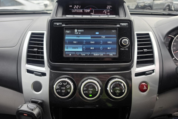 2014 Mitsubishi Challenger PC LS SUV Image 20