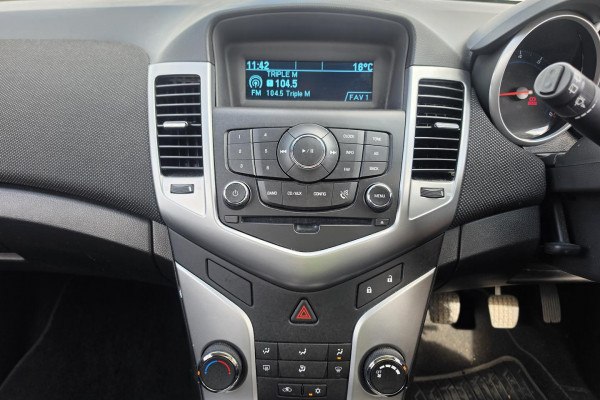 2012 MY13 Holden Cruze JH Series II CD Hatch Image 21