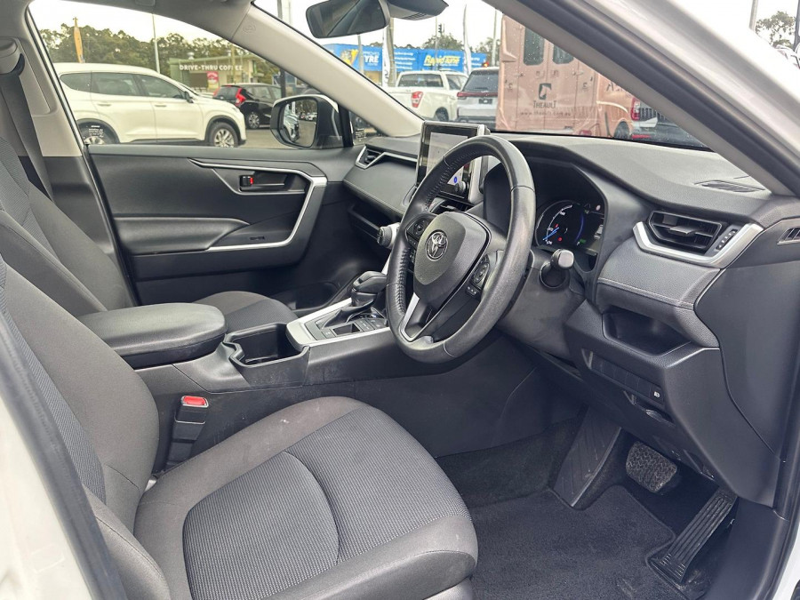 2024 Toyota RAV4 AXAH52R GX SUV Image 13