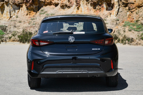 2024 MY24.5 MG MG3 ZP22 Essence Hybrid+ Hatch