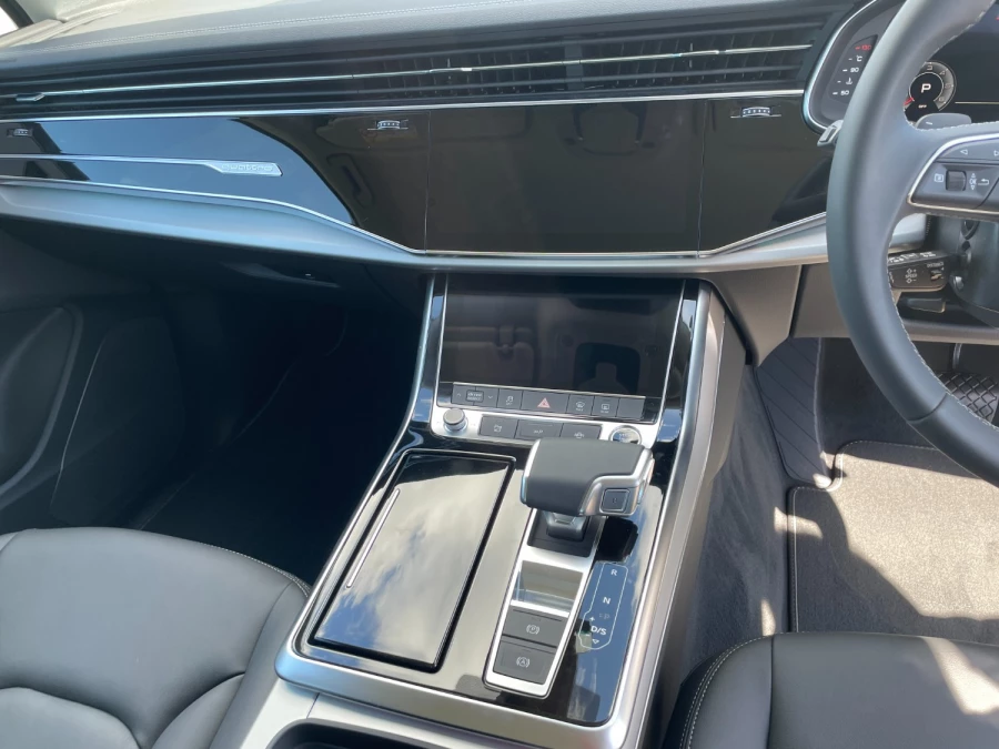 2025 Audi Q7 4M TDI 170kW SUV Image 22
