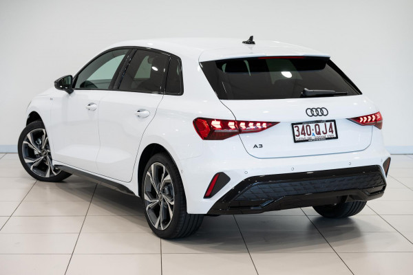 2025 MY26 Audi A3 GY TFSI 110kW S line Hatch image 2