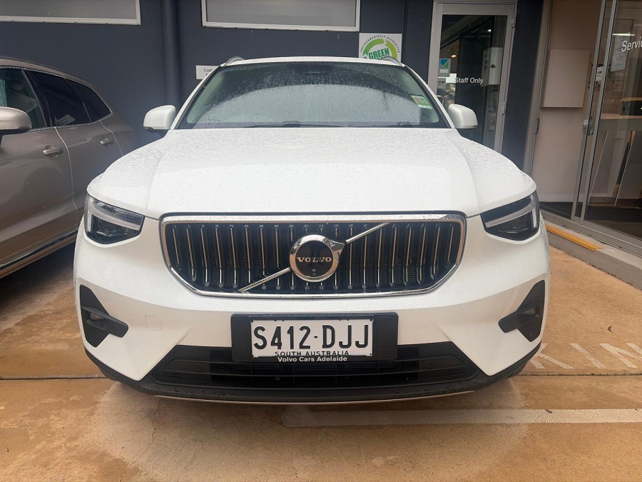 2025 MY26 Volvo XC40 XZ Plus B4 SUV Image 2