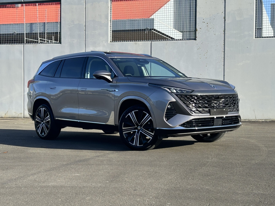 2026 MY25 MG QS IS31 Essence SUV Image 1