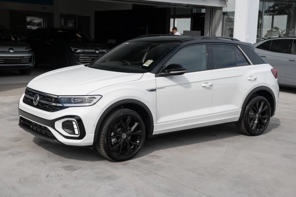 2025 MY26 Volkswagen T-Roc D11 140TSI R-Line SUV Image 3