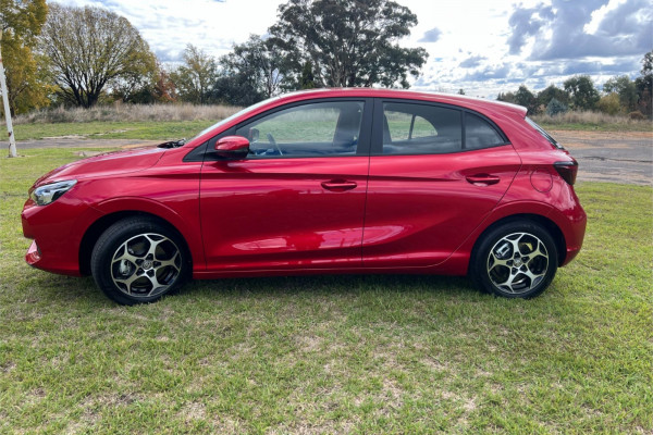 2025 MY24.5 MG MG3 ZP22 Excite Hatch