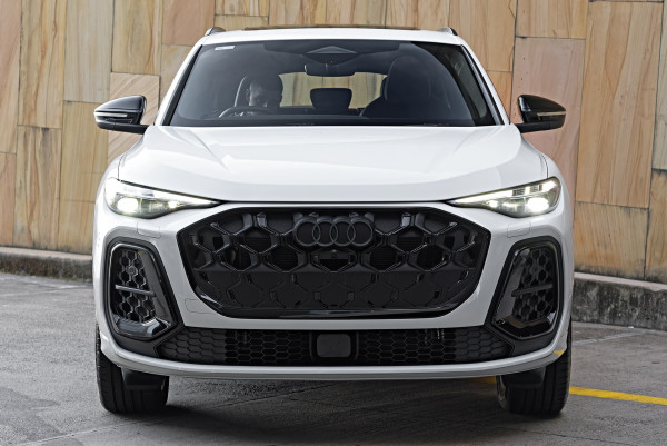 2025 Audi Q5 FY TFSI Sport 200KW SUV image 4