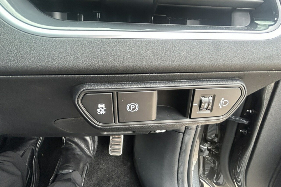 2024 MY25 Kia K4 CL4m GT-Line Sedan Image 27