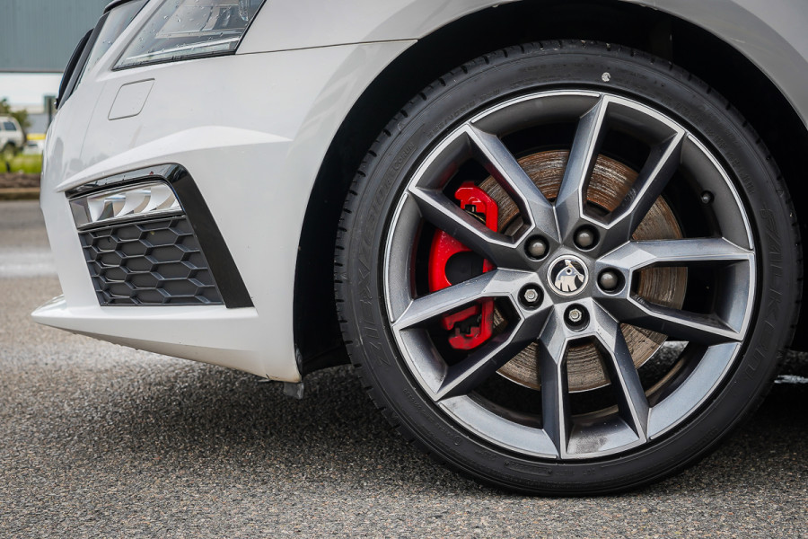2019 Skoda Octavia NE RS 245 Sedan Image 7