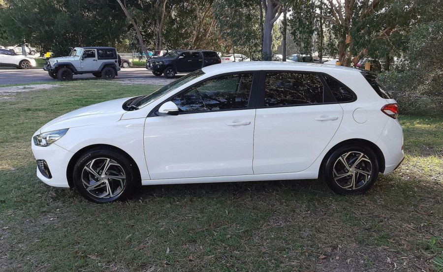 2022 MY23 Hyundai i30 PD.V4  Hatch Image 9