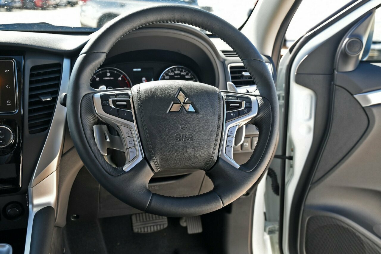 2019 Mitsubishi Pajero Sport QE GLS SUV Image 8
