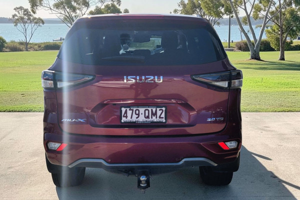 2021 Isuzu MU-X RJ LS-T SUV Image 6