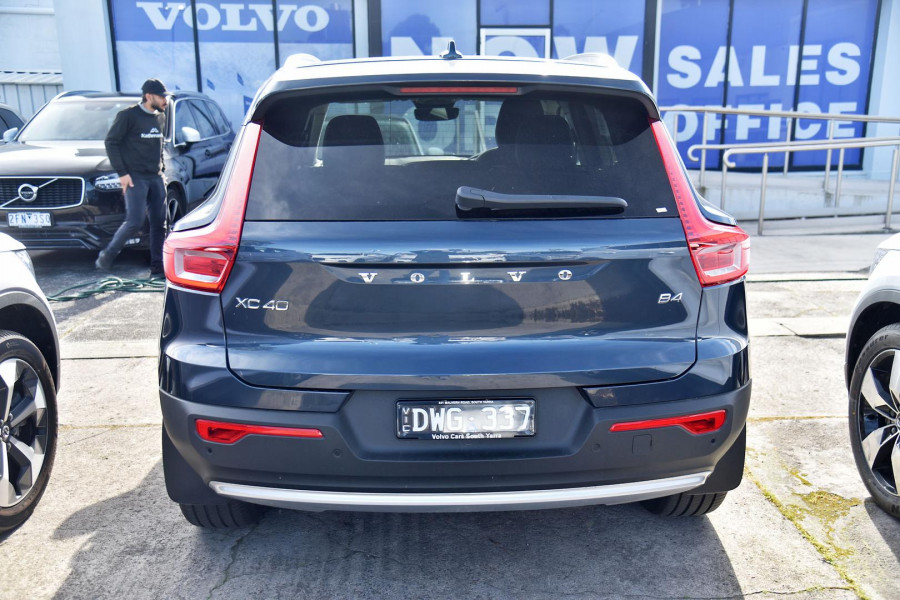 2025 MY26 Volvo XC40 XZ Plus B4 SUV Image 3