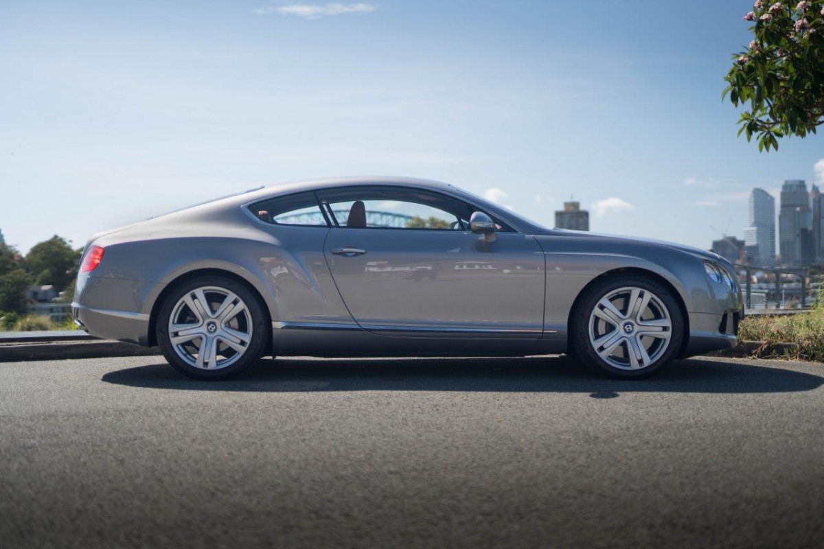 2011 Bentley Continental Gt W12 Coupe Image 5