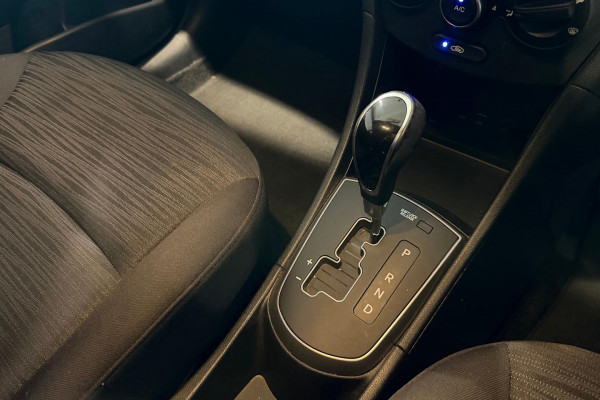 2019 Hyundai Accent RB6 Sport Hatch Image 14