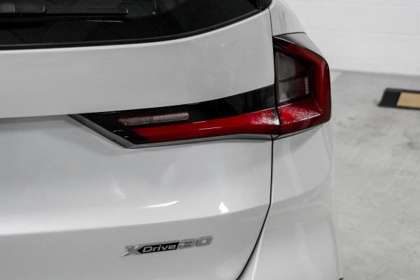 2024 BMW iX1 U11 eDrive20 xLine SUV image 6
