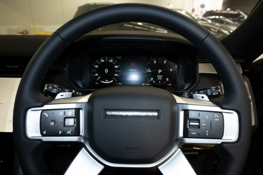 2026 Land Rover Discovery Series 5 D350 Dynamic SE SUV