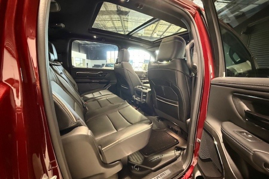 2024 Ram 1500 DT Limited RamBox Ute Image 13