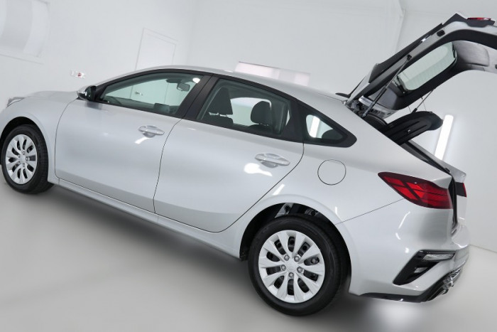 2019 MY20 Kia Cerato Hatch BD S with Safety Pack Hatchback Image 24