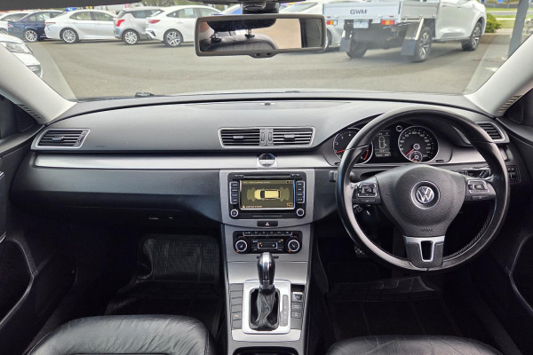 2011 MY12 Volkswagen Passat Type 3C 118TSI Wagon Image 13