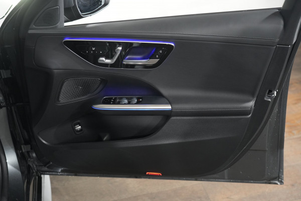 2022 Mercedes-Benz C-Class C200 Sedan Image 28