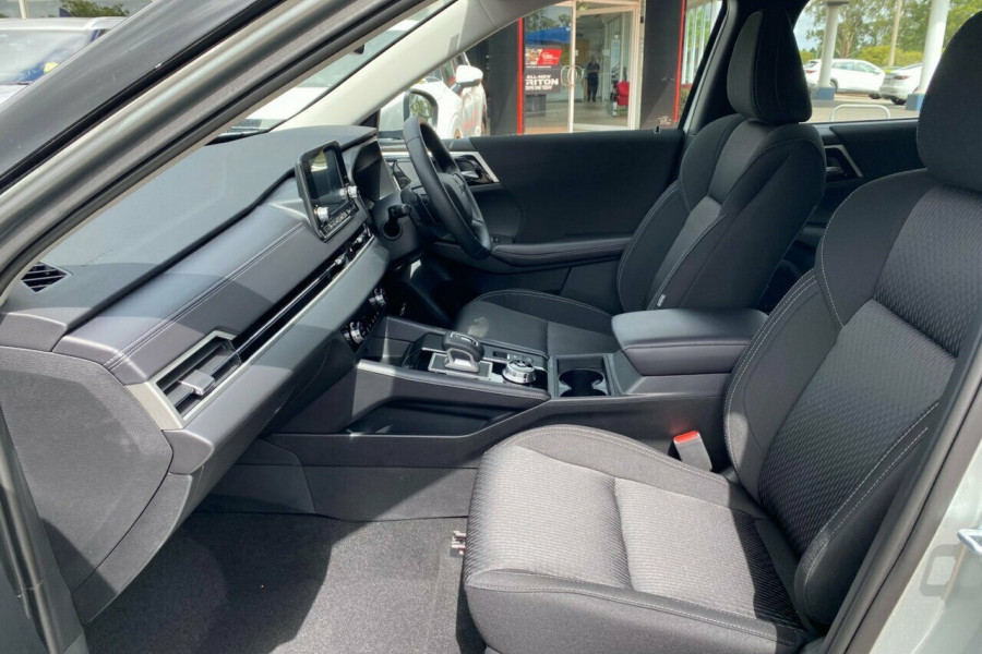 2024 Mitsubishi Outlander ZM ES SUV