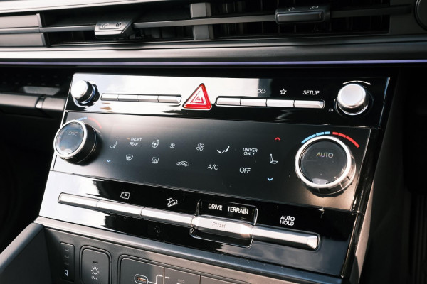 2026 Hyundai Santa Fe MX5.V2 Hybrid Calligraphy SUV Image 14
