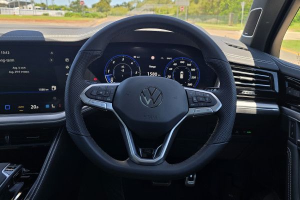 2025 MY26 Volkswagen Touareg RC 210TDI Wolfsburg Edition SUV Image 16