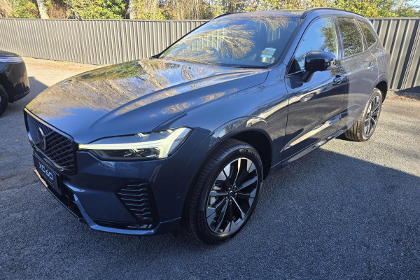 2026 Volvo XC60 UZ Ultra B5 Dark SUV Image 4