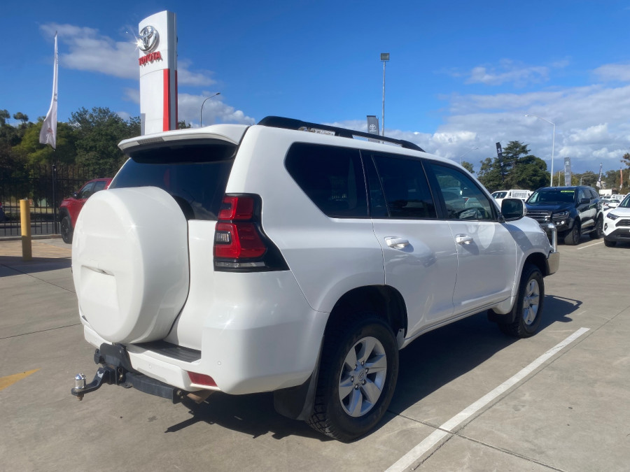 2018 Toyota LandCruiser Prado GDJ150R GXL SUV Image 7