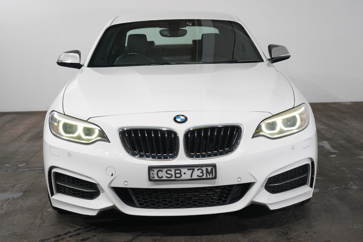 2014 BMW 2 M235i Coupe Image 3