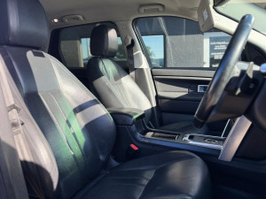 2016 MY16.5 Land Rover Discovery Sport L550 SD4 HSE SUV