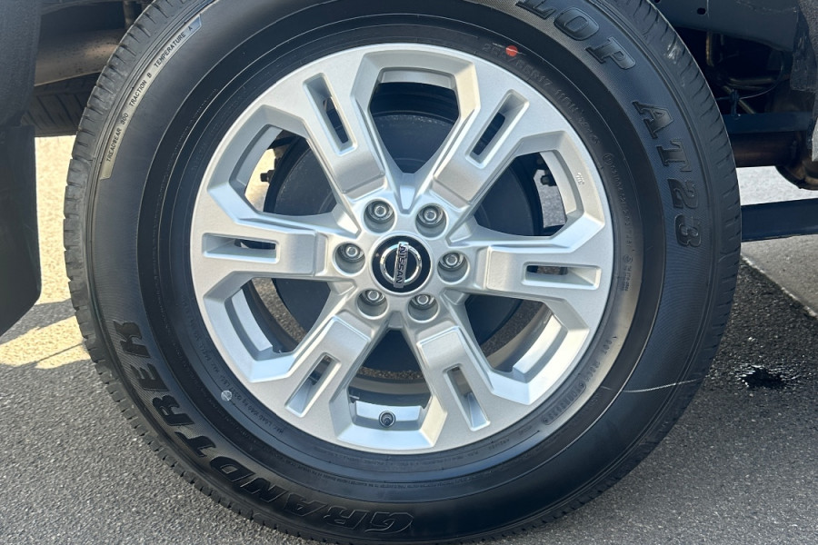 2023 Nissan Navara D23 ST Ute Image 12